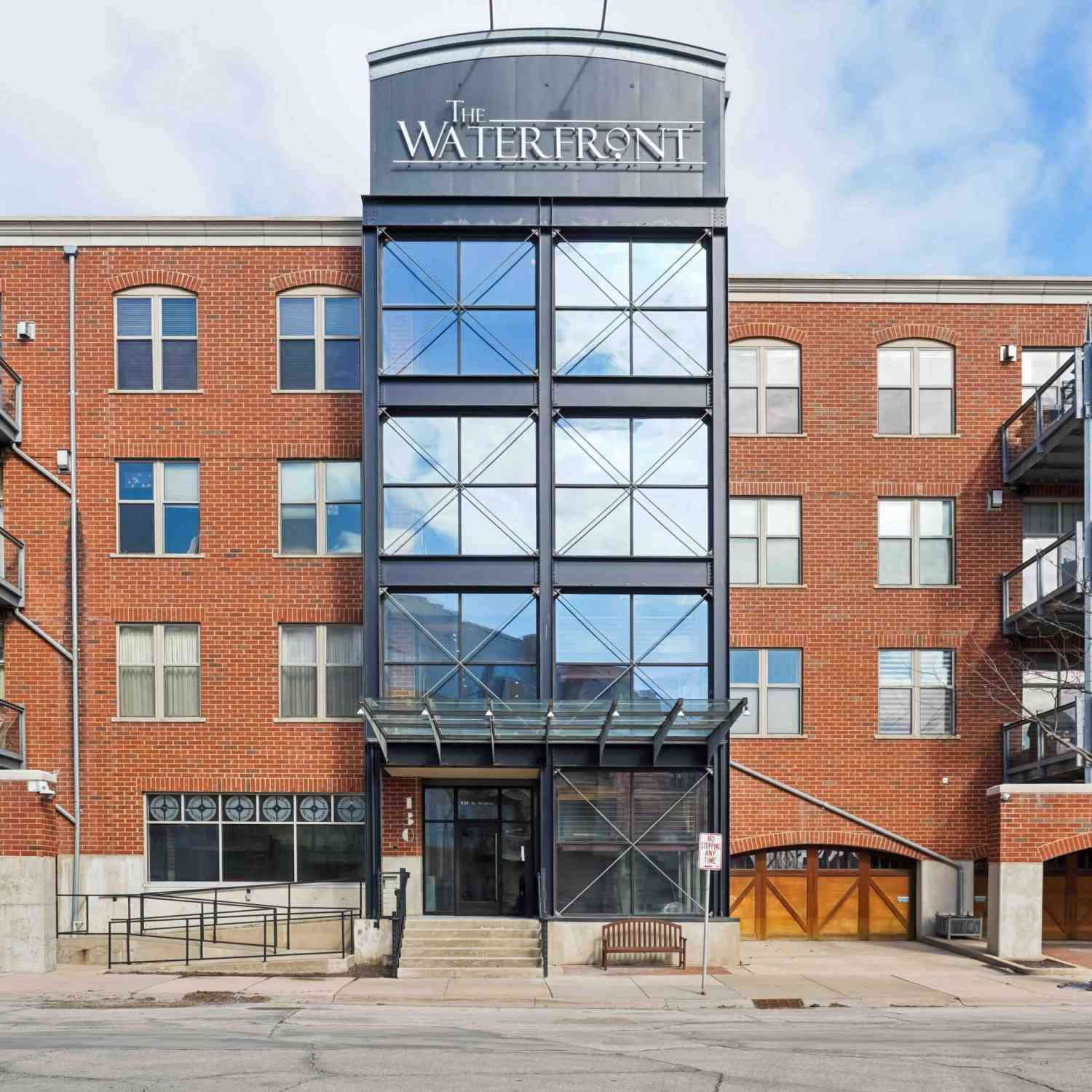 Condo For Sale - 130 S Water #106<br/> Milwaukee, WI 53204