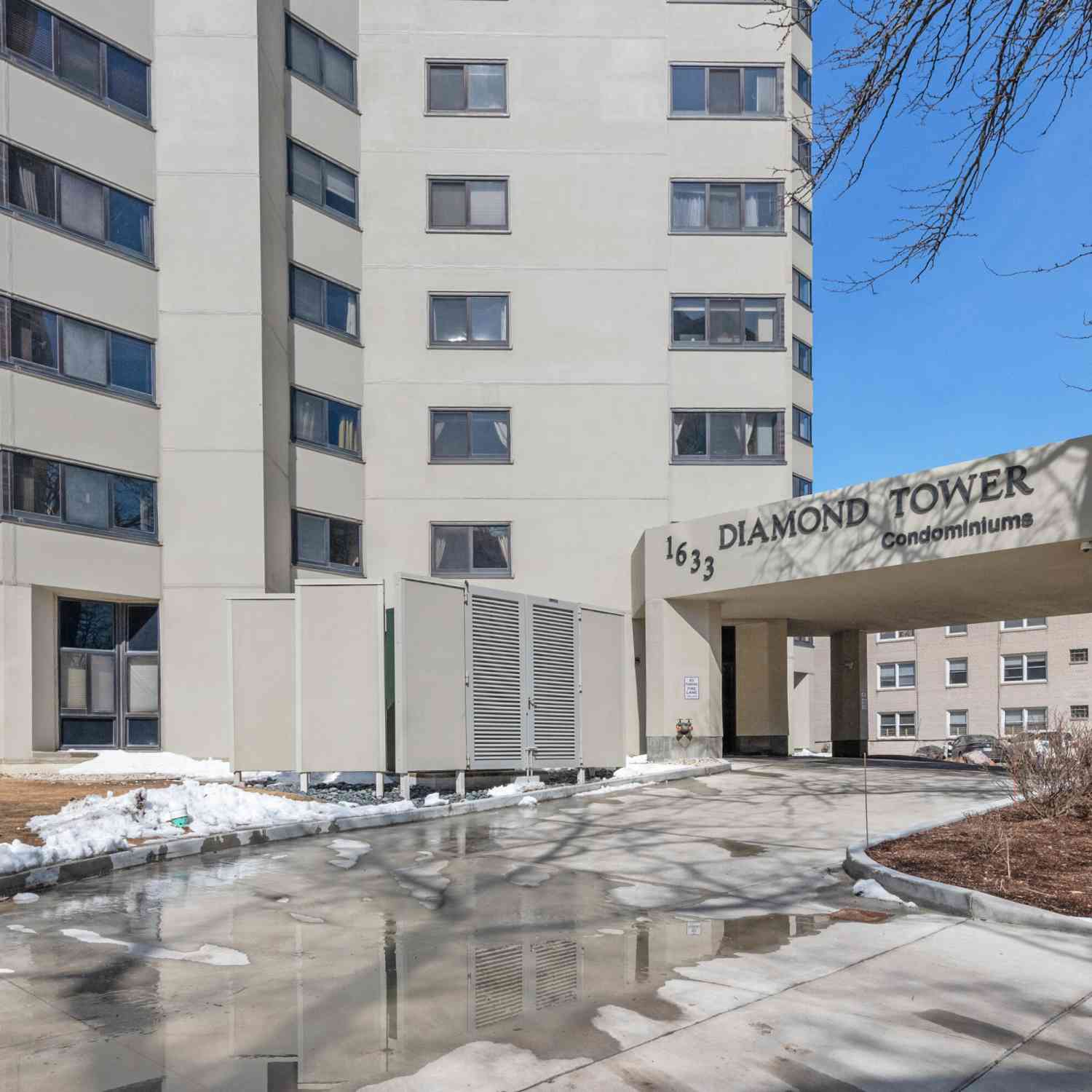 Condo For Sale - 1633 N Prospect #16C<br/> Milwaukee, WI 53202