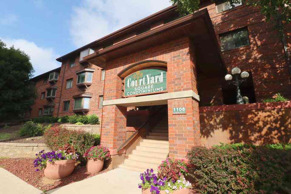 Condo For Sale - 1108 N Milwaukee #136<br/> Milwaukee, WI 53202