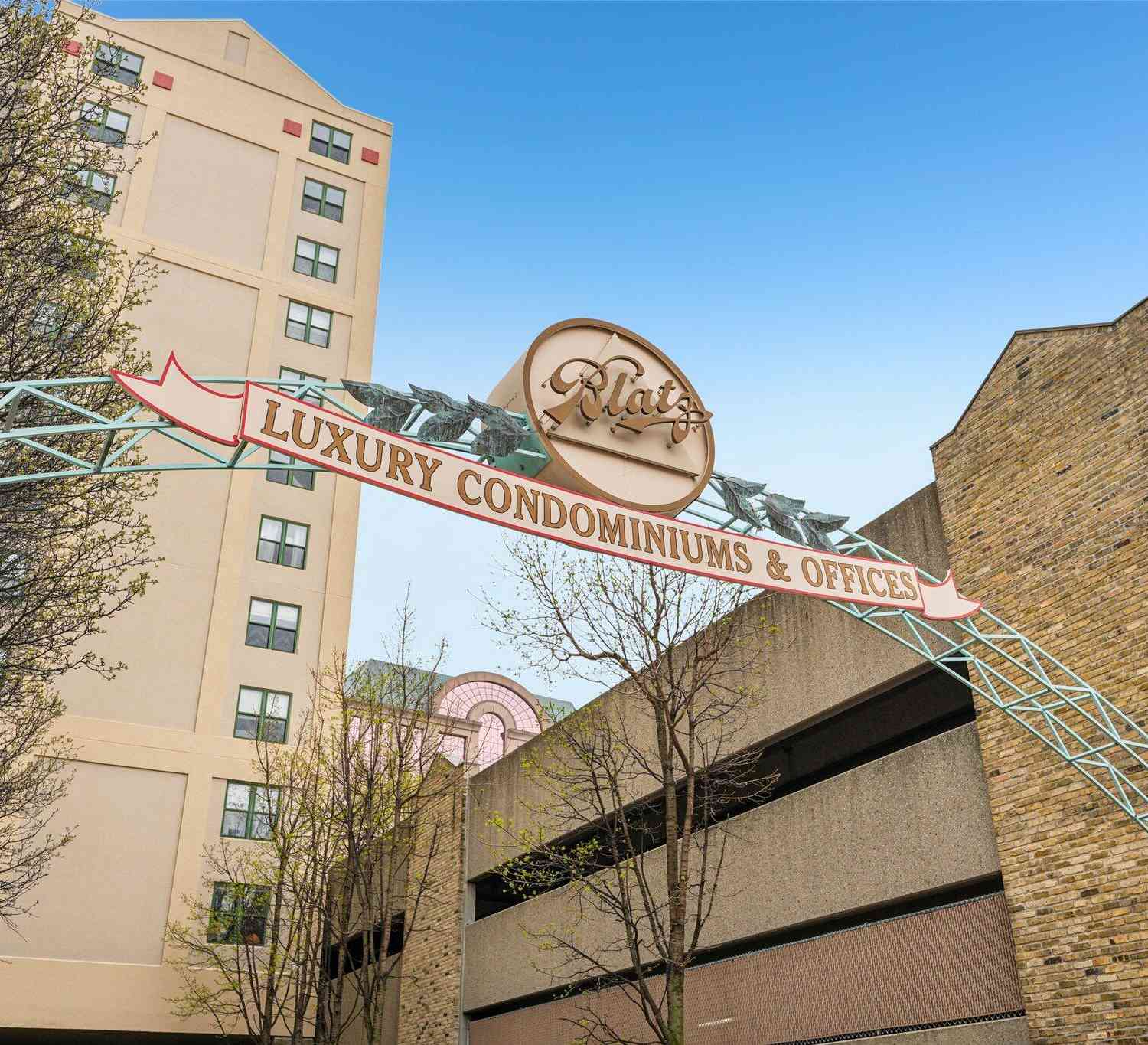 Condo For Sale - 270 E Highland #622<br/> Milwaukee, WI 53202