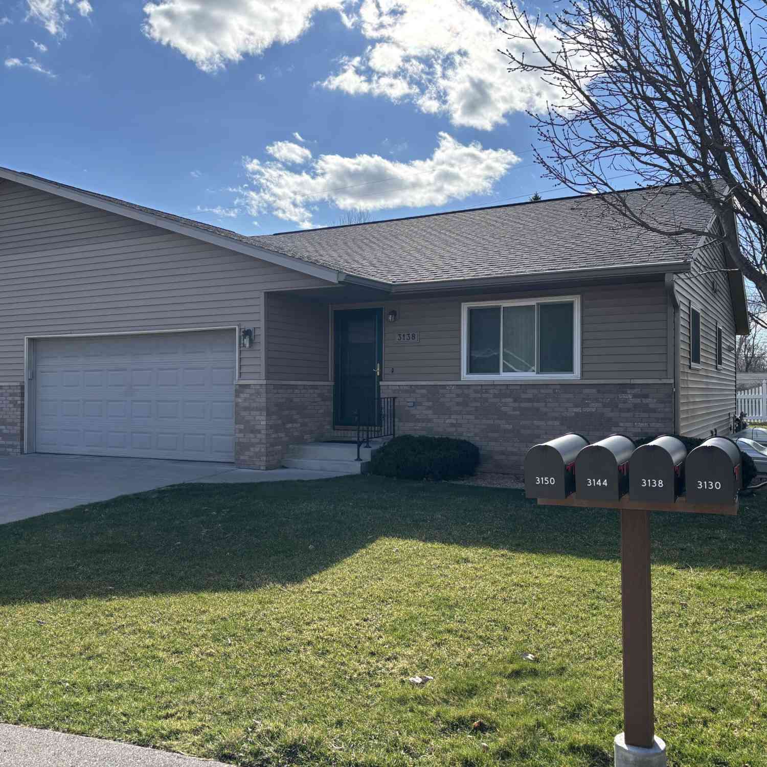 Condo For Sale - 3138 Linden<br/> La Crosse, WI 54601