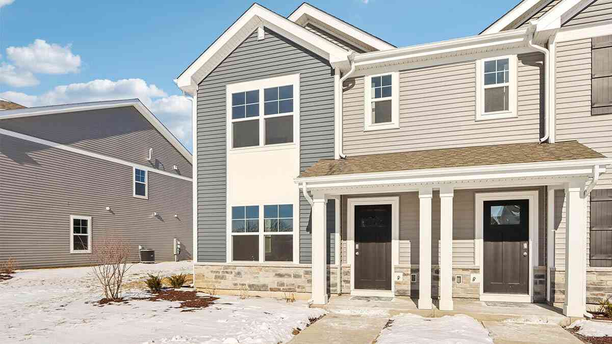 Condo For Sale - 1004 58th<br/> Union Grove, WI 53182