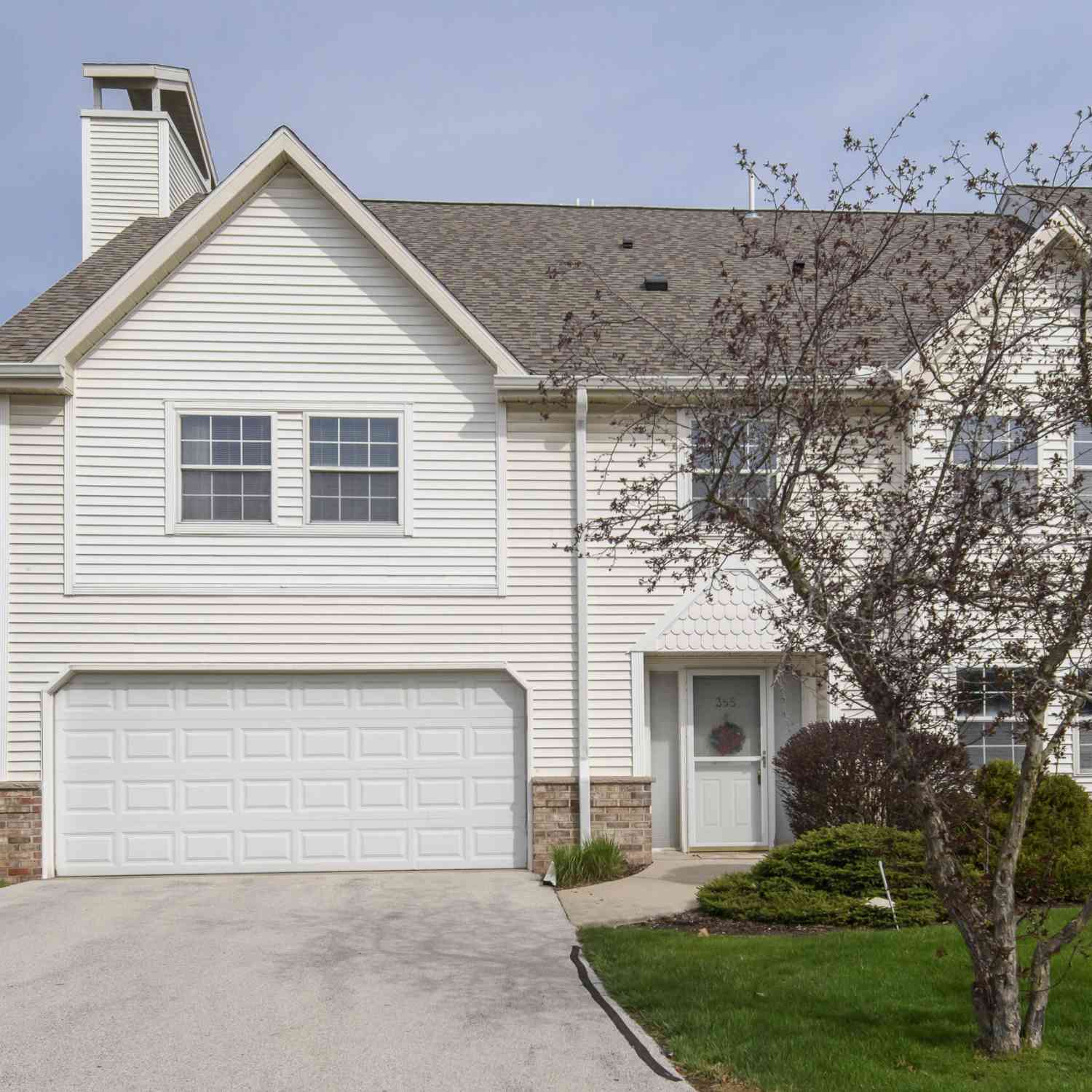 Condo For Sale - 355 Jennifer<br/> Brookfield, WI 53045