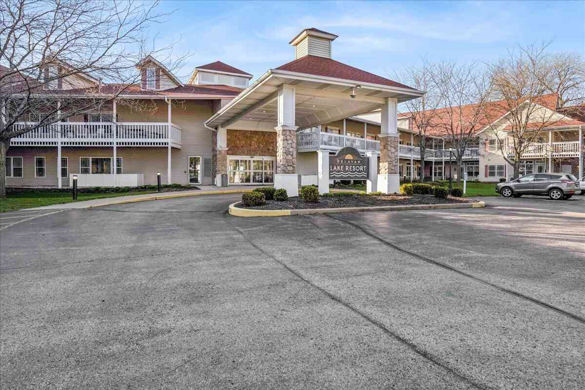 Condo For Sale - 1505 S Shore #205<br/> Delavan, WI 53115
