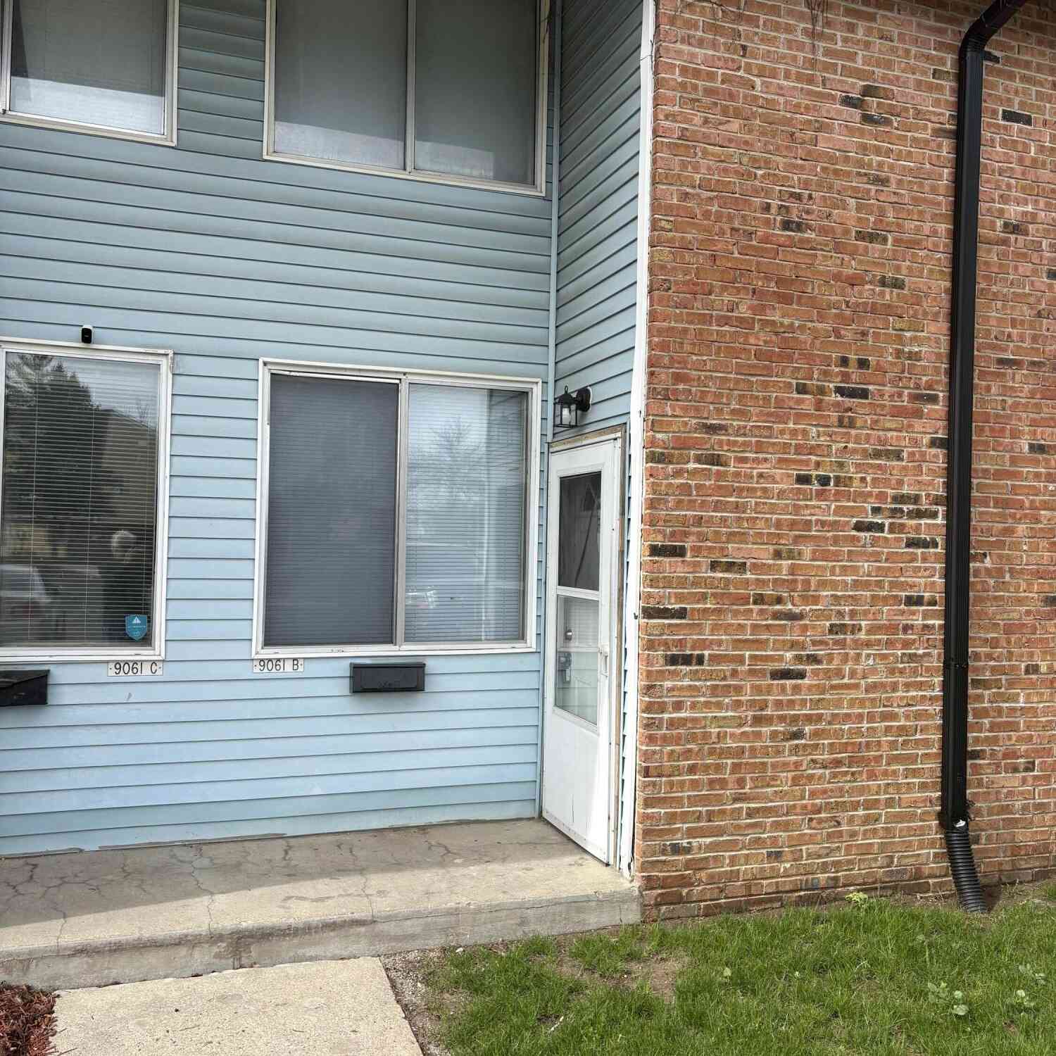 Condo For Sale - 9061 N 95th #B<br/> Milwaukee, WI 53224