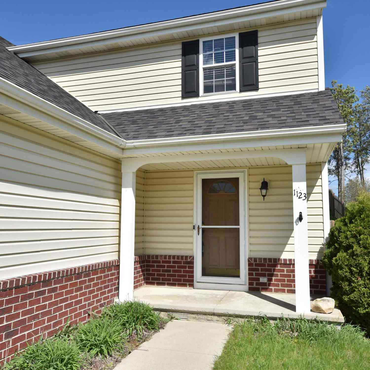 Condo For Sale - 1123 White Sands<br/> West Bend, WI 53090