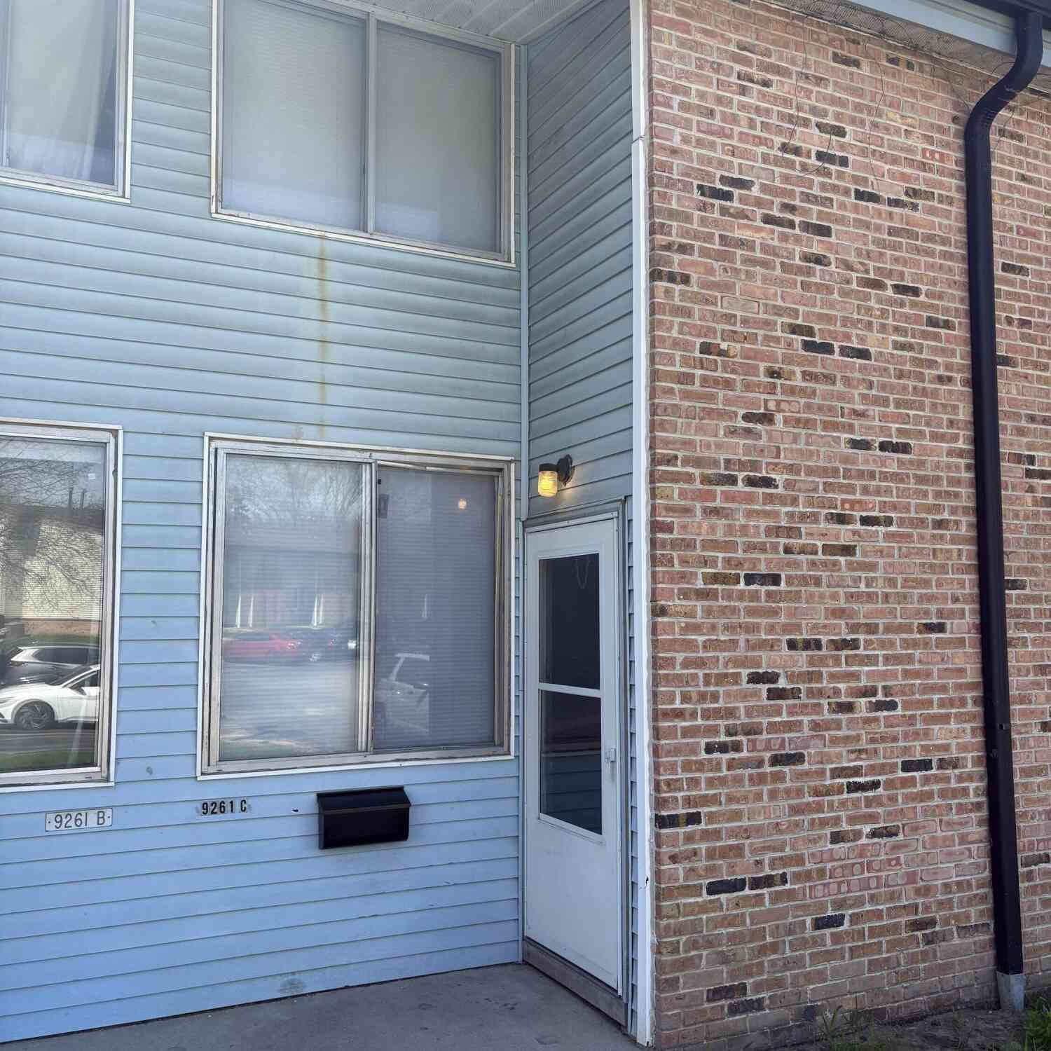 Condo For Sale - 9261 W Allyn #C<br/> Milwaukee, WI 53224
