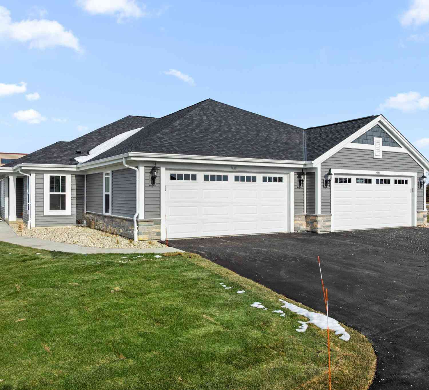 Condo For Sale - 504 Hunter Oaks #1001<br/> Jefferson County, Watertown, WI 53094