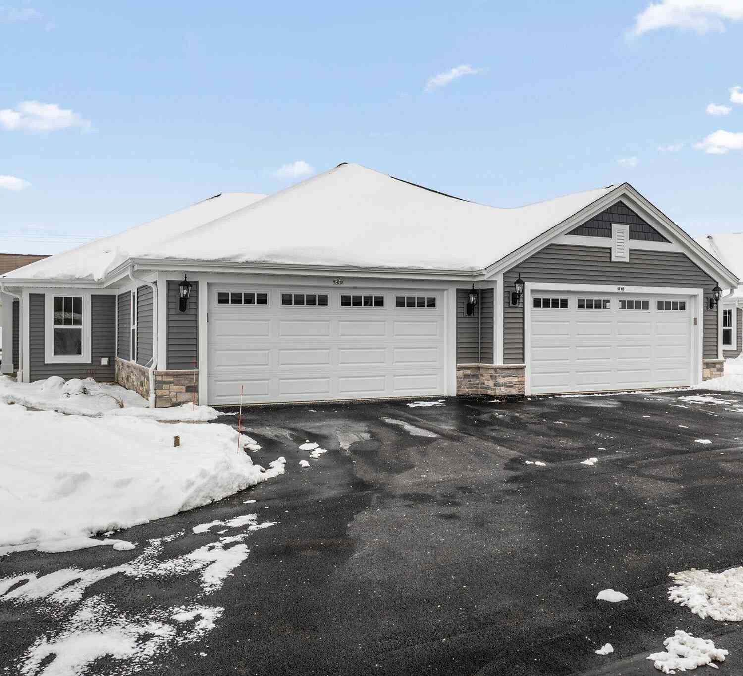 Condo For Sale - 520 Hunter Oaks #0801<br/> Jefferson County, Watertown, WI 53094