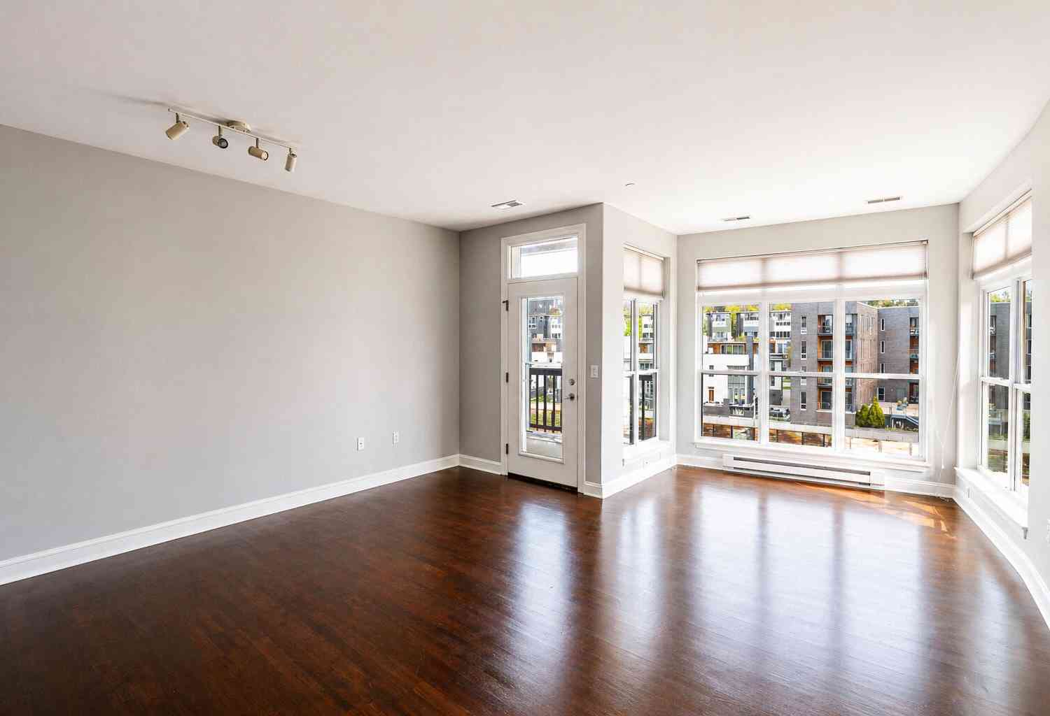 Condo For Sale - 1905 N Water #205<br/> Milwaukee, WI 53202