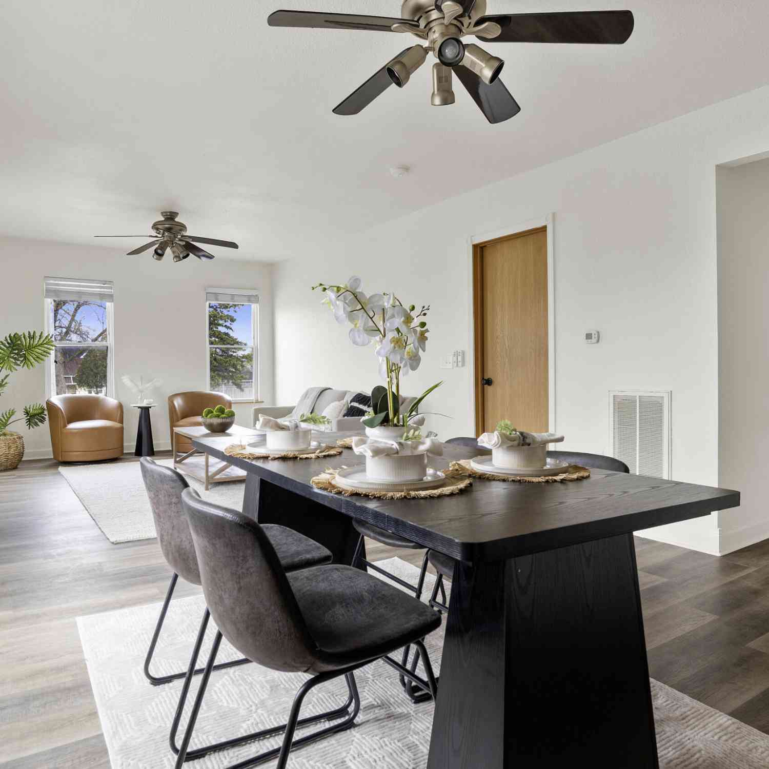 Condo For Sale - 1335 Broadway #4<br/> Sheboygan County, Sheboygan, WI 53081