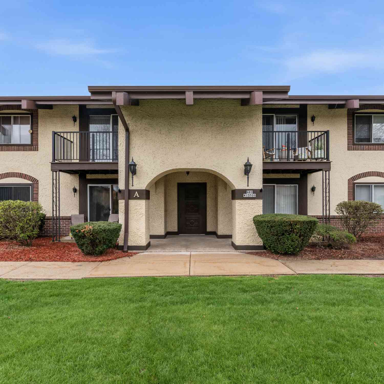 Condo For Sale - N82W13506 Fond Du Lac #UNIT A108<br/> Menomonee Falls, WI 53051