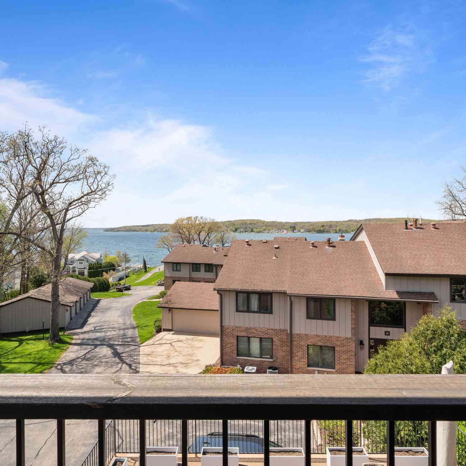 Condo For Sale - 1070 S Lake Shore #11 2-B<br/> Lake Geneva, WI 53147