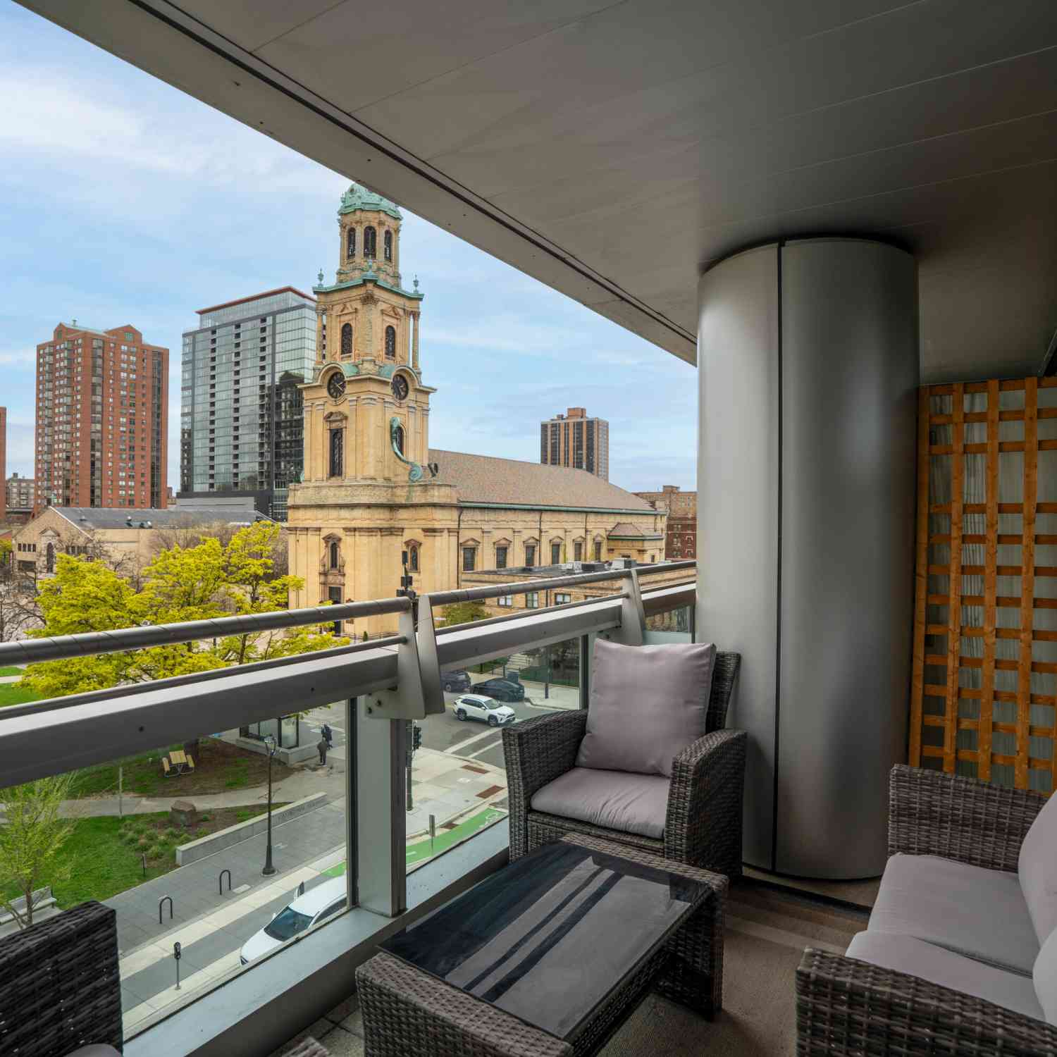 Condo For Sale - 545 E Wells #502<br/> Milwaukee, WI 53202