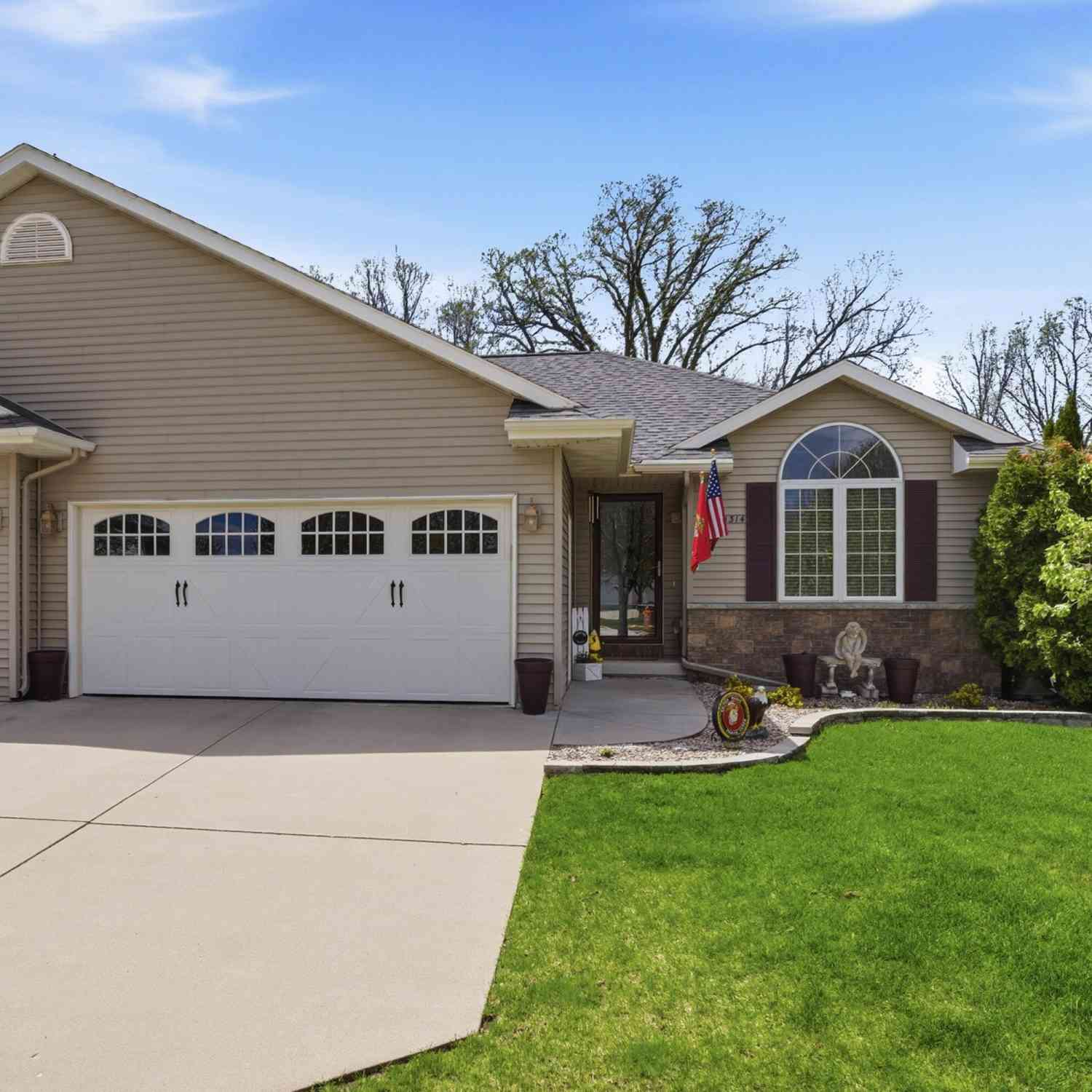 Condo For Sale - 1314 S Park<br/> Fond Du Lac County, Fond Du Lac, WI 54935