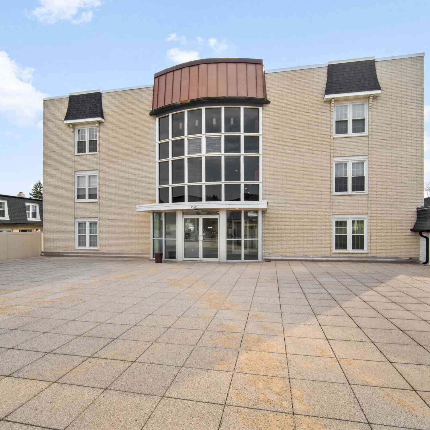 Condo For Sale - 9500 N Green Bay #210<br/> Brown Deer, WI 53209