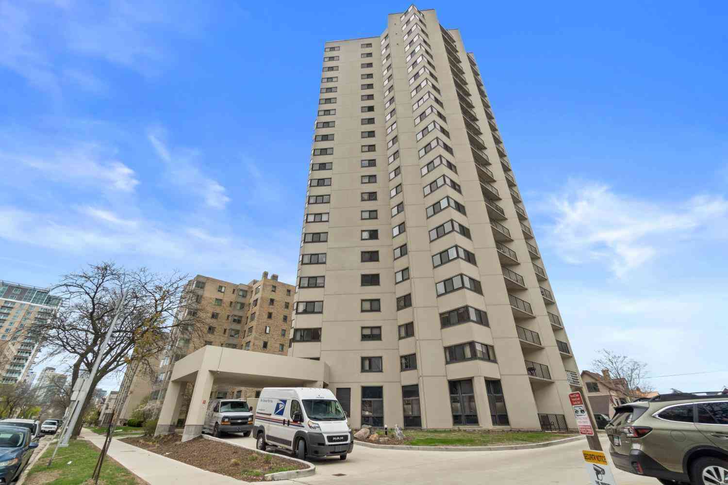 Condo For Sale - 1633 N Prospect #4C<br/> Milwaukee, WI 53202