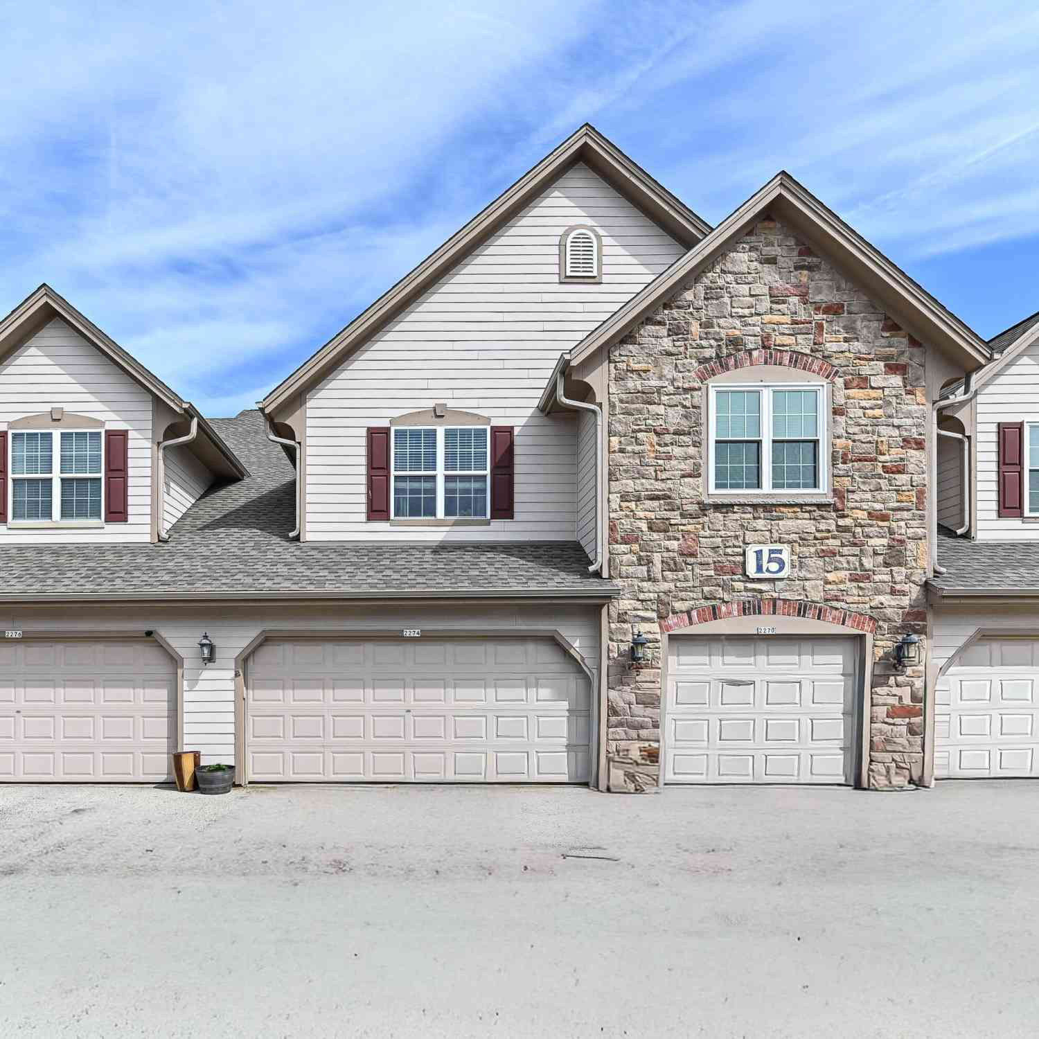 Condo For Sale - 2274 W Vista Bella #101<br/> Milwaukee County, Oak Creek, WI 53154