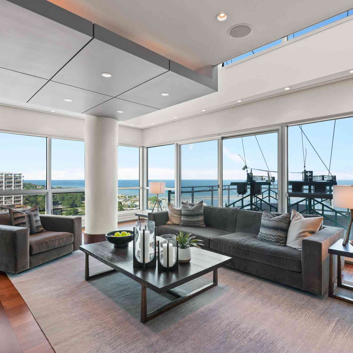 Condo For Sale - 1522 N Prospect #1804<br/> Milwaukee, WI 53202