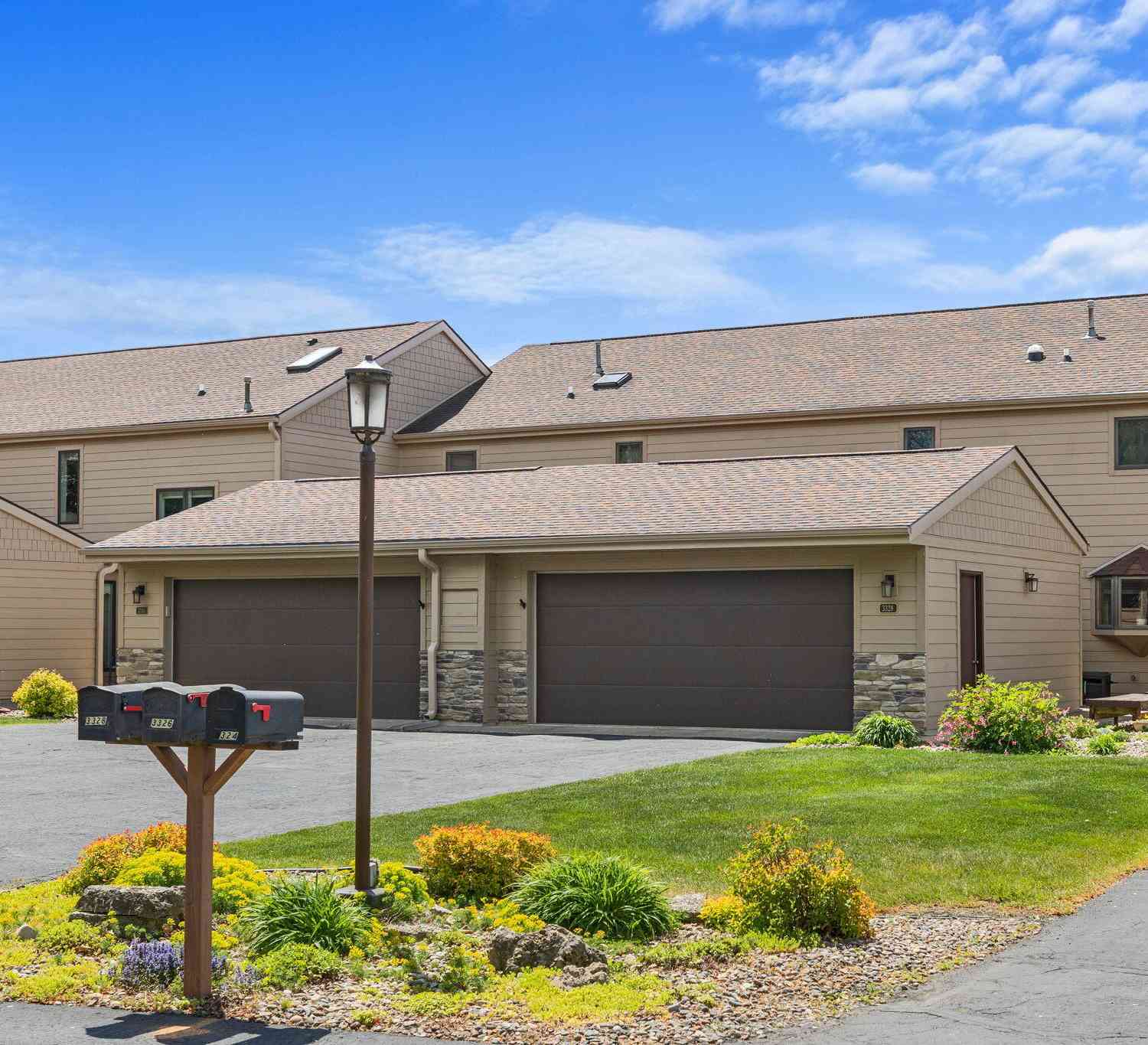 Condo For Sale - 3328 Bayside<br/> La Crosse, WI 54601