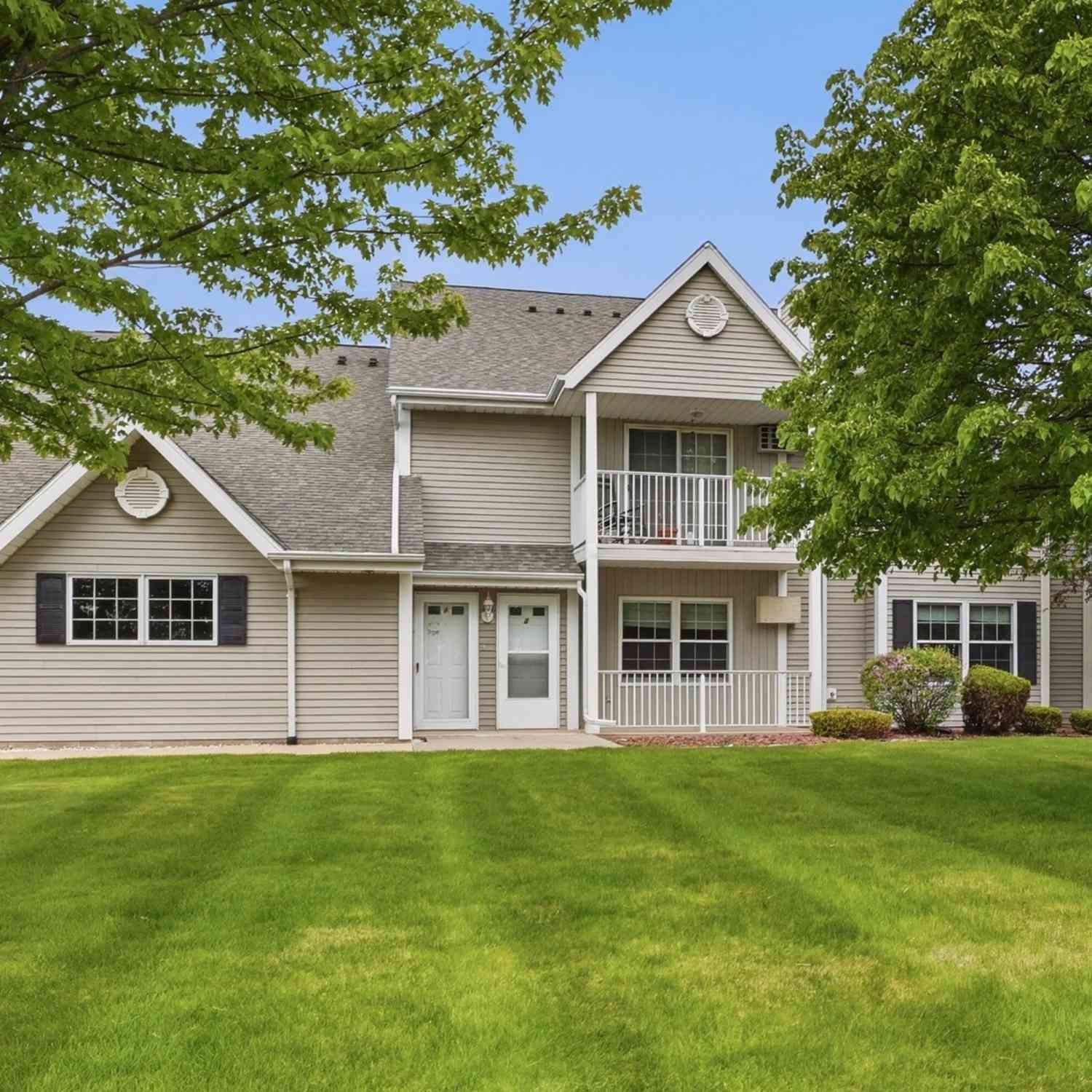 Condo For Sale - 234 Minz Park #2<br/> West Bend, WI 53095