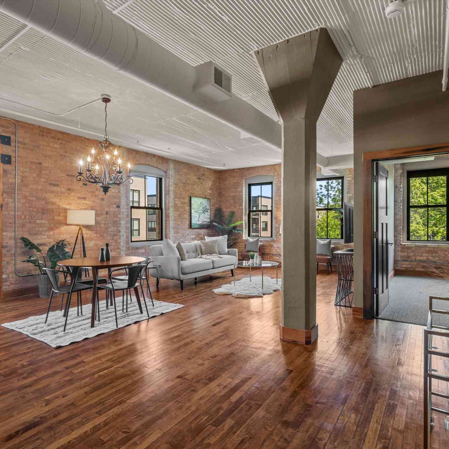 Condo For Sale - 1818 N Water #303<br/> Milwaukee, WI 53202