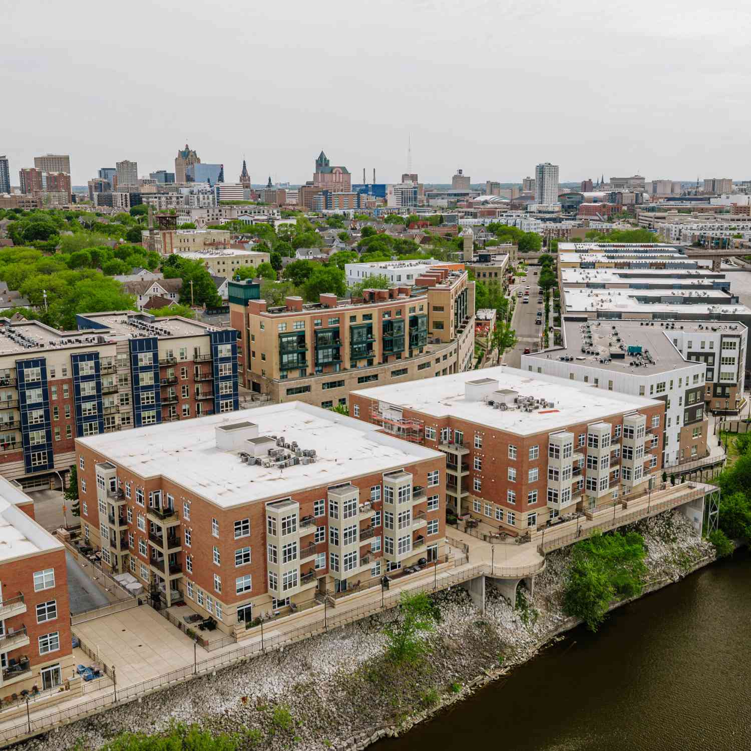 Condo For Sale - 1915 N Water #103<br/> Milwaukee County, Milwaukee, WI 53202