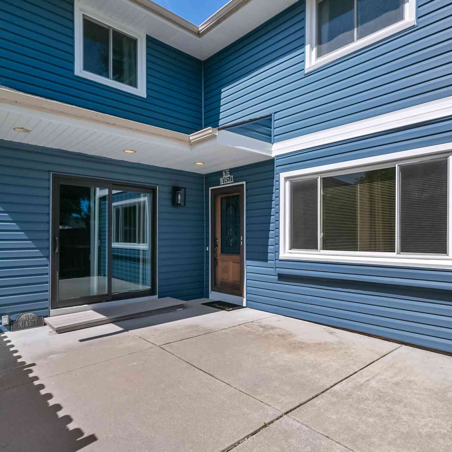 Condo For Sale - N76W14571 North Point<br/> Menomonee Falls, WI 53051