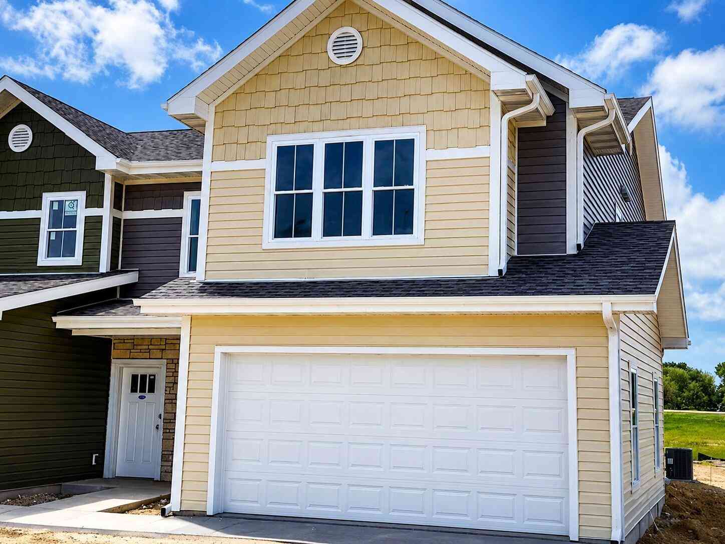Condo For Sale - 220 Settlers<br/> Jefferson, WI 53549