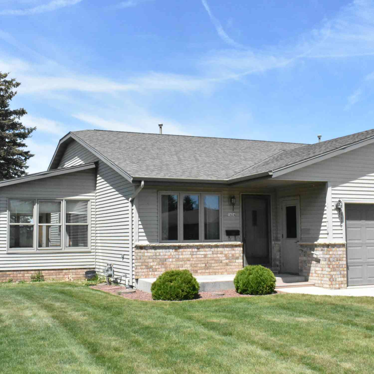 Condo For Sale - 1424 Dutch<br/> Oostburg, WI 53070
