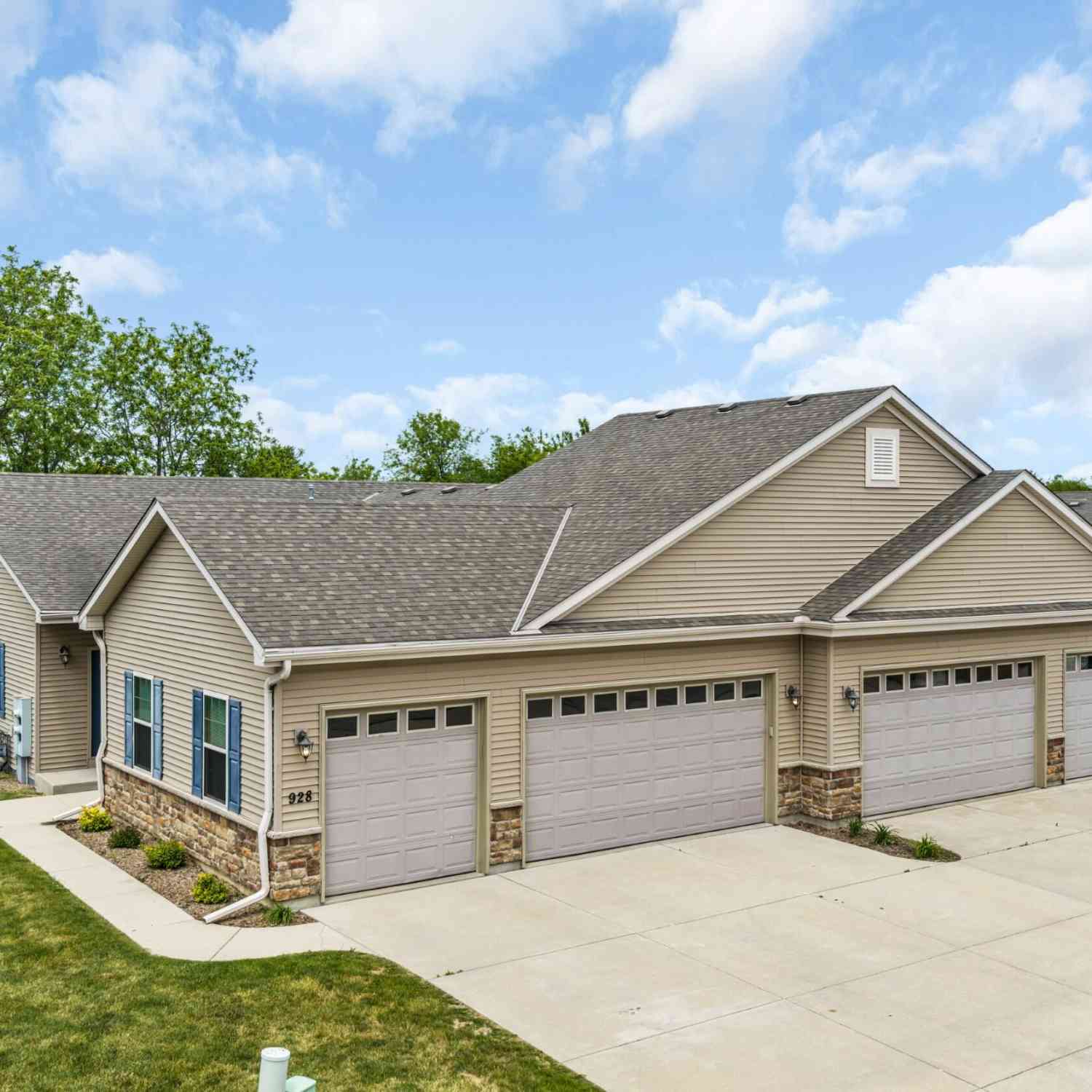 Condo For Sale - 928 Langdon #928<br/> Mount Pleasant, WI 53406