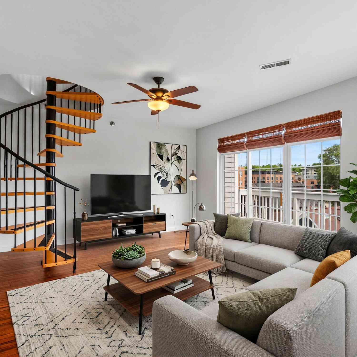 Condo For Sale - 1888 N Humboldt #403<br/> Milwaukee, WI 53202