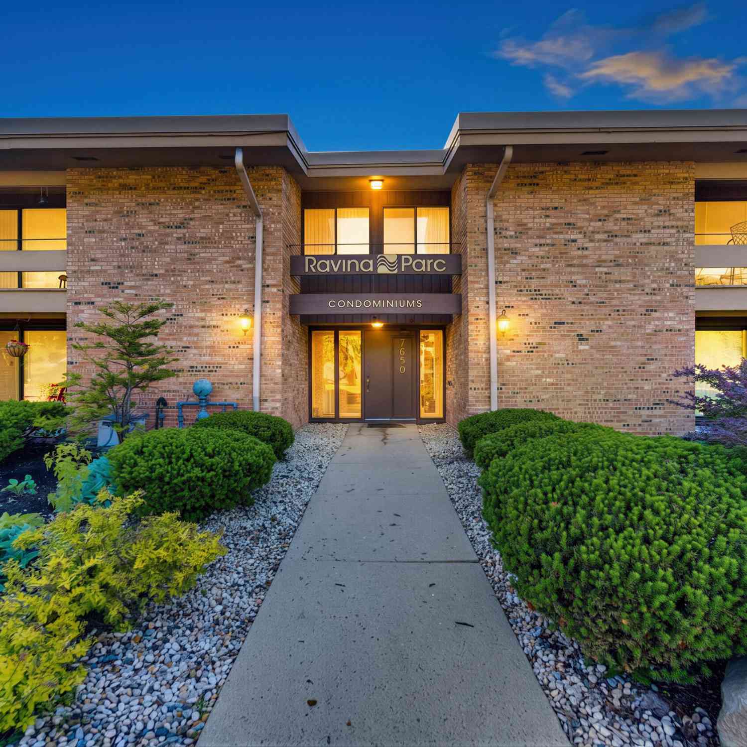 Condo For Sale - 2650 S 60th #6<br/> Milwaukee, WI 53219