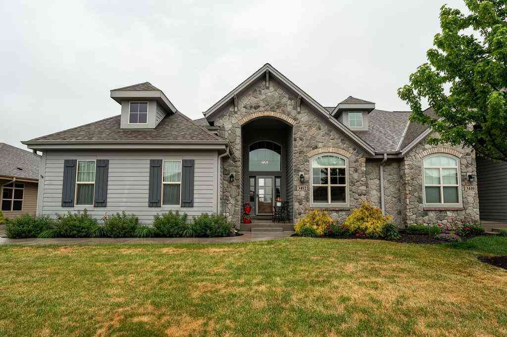 Condo For Sale - 3412 Walnut<br/> Waukesha County, Waukesha, WI 53188