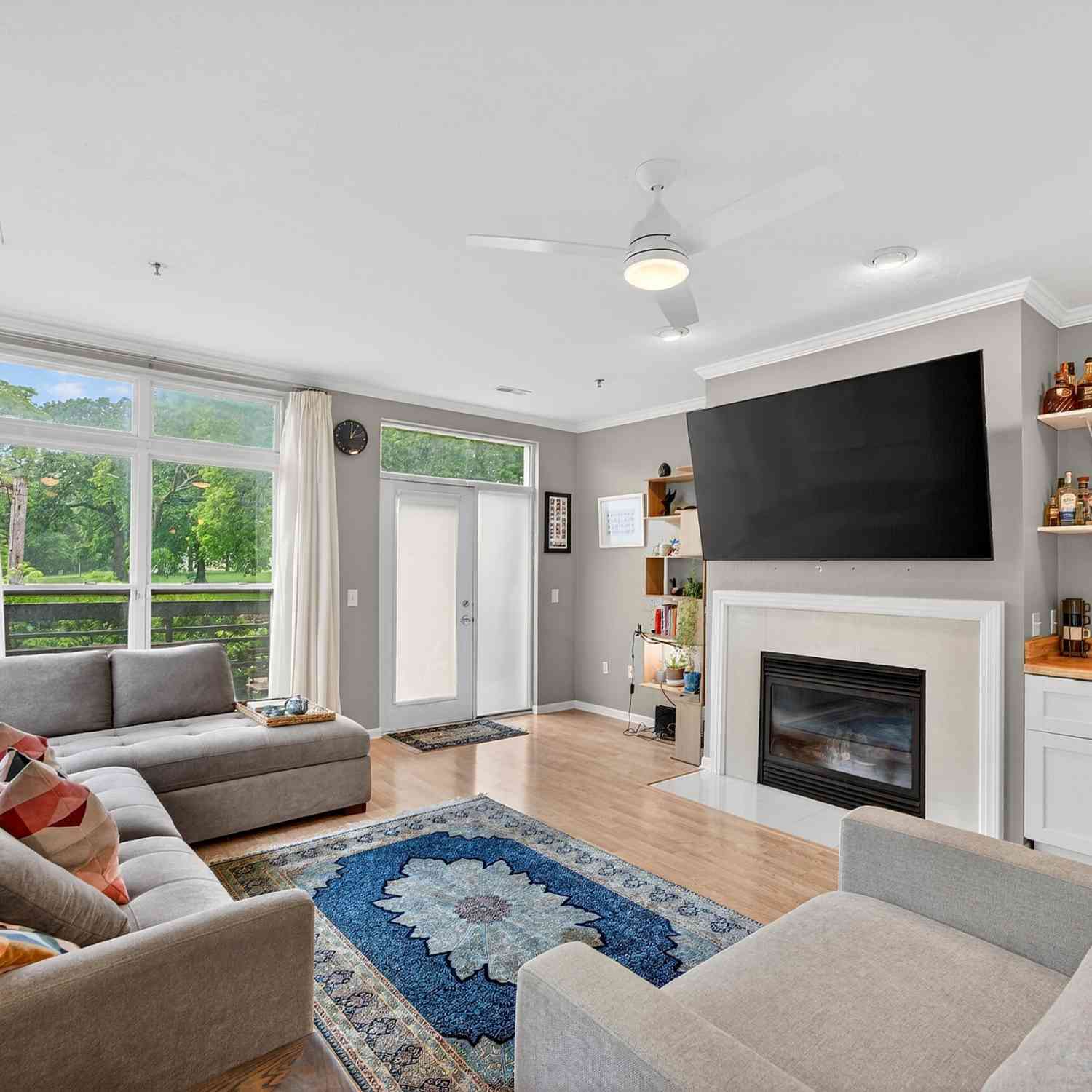 Condo For Sale - 1220 E Locust #101<br/> Milwaukee, WI 53212