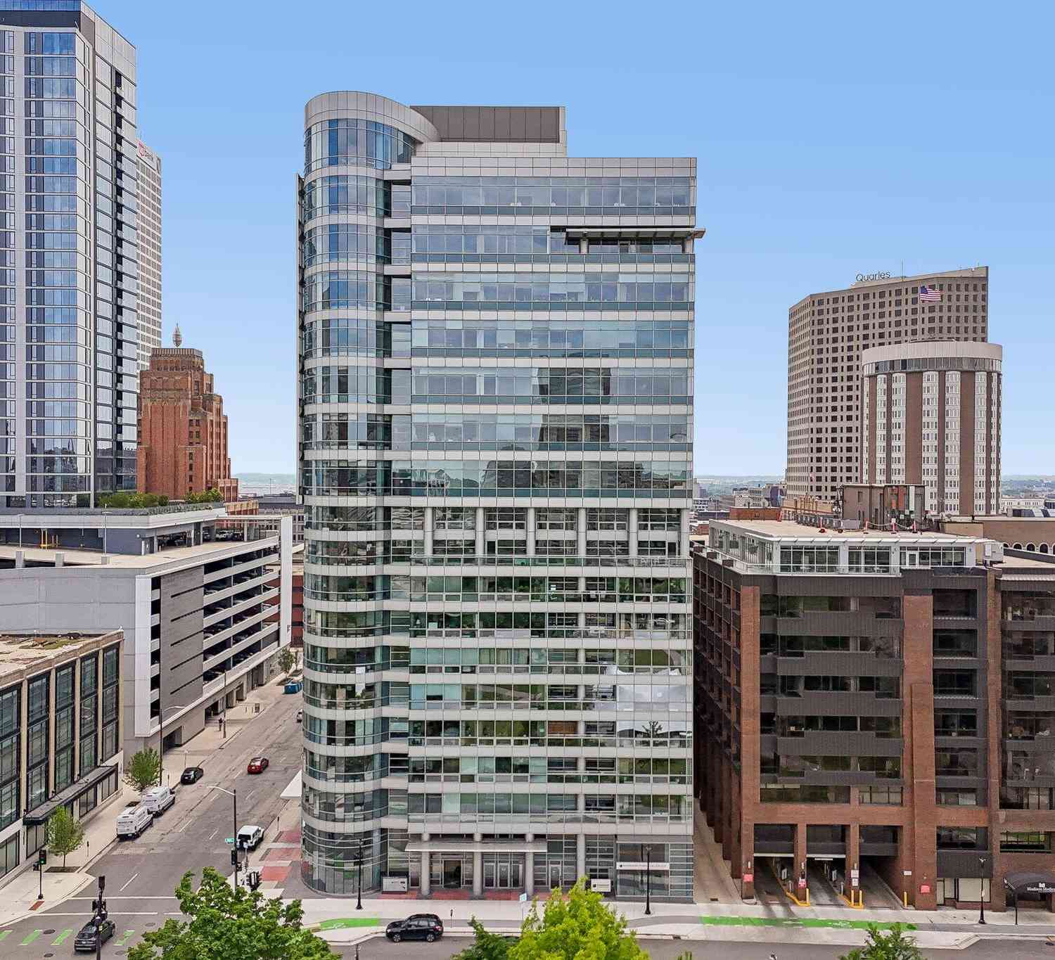 Condo For Sale - 545 E Wells #1000<br/> Milwaukee, WI 53202