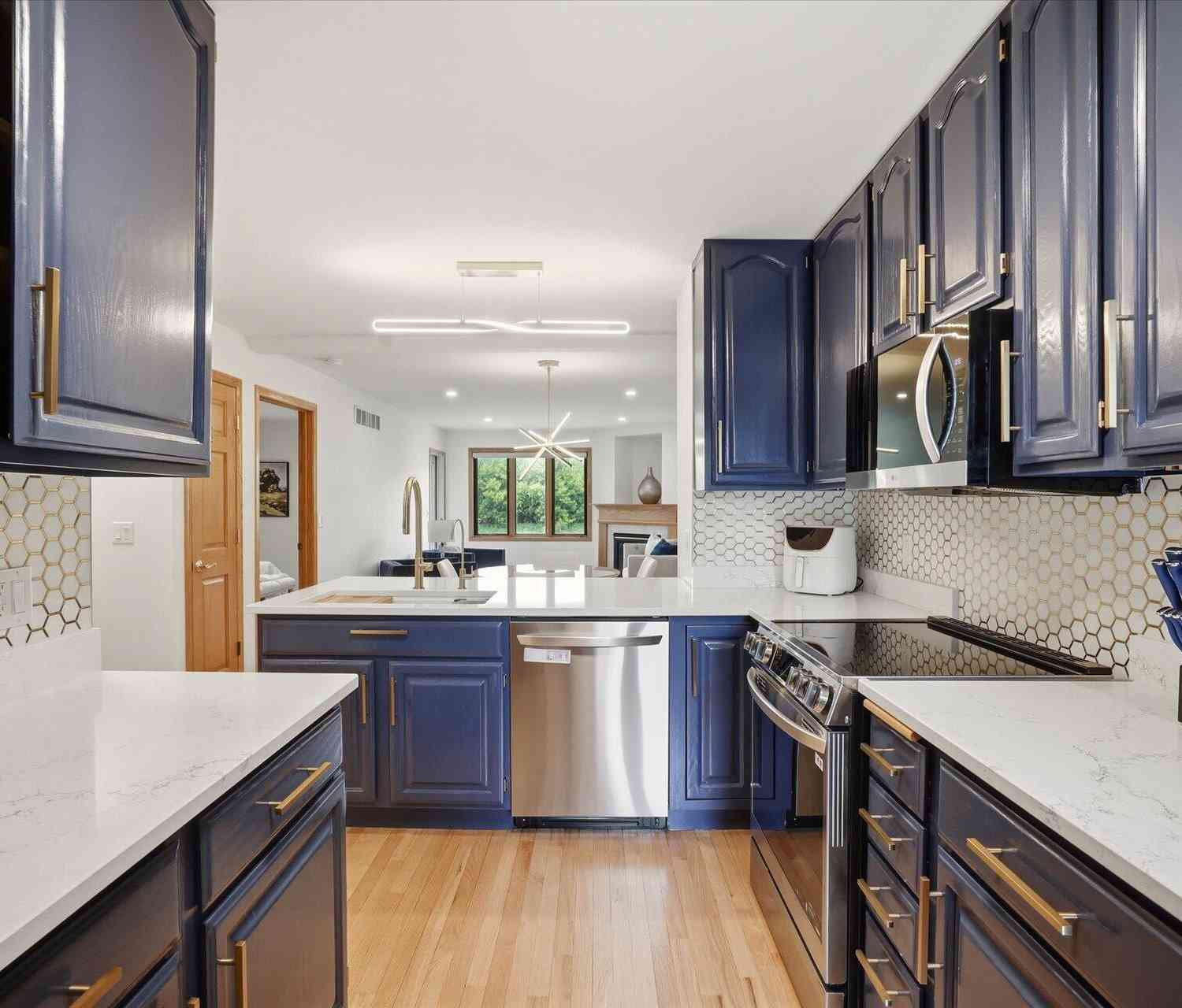 Condo For Sale - 970 Oconomowoc<br/> Oconomowoc, WI 53066