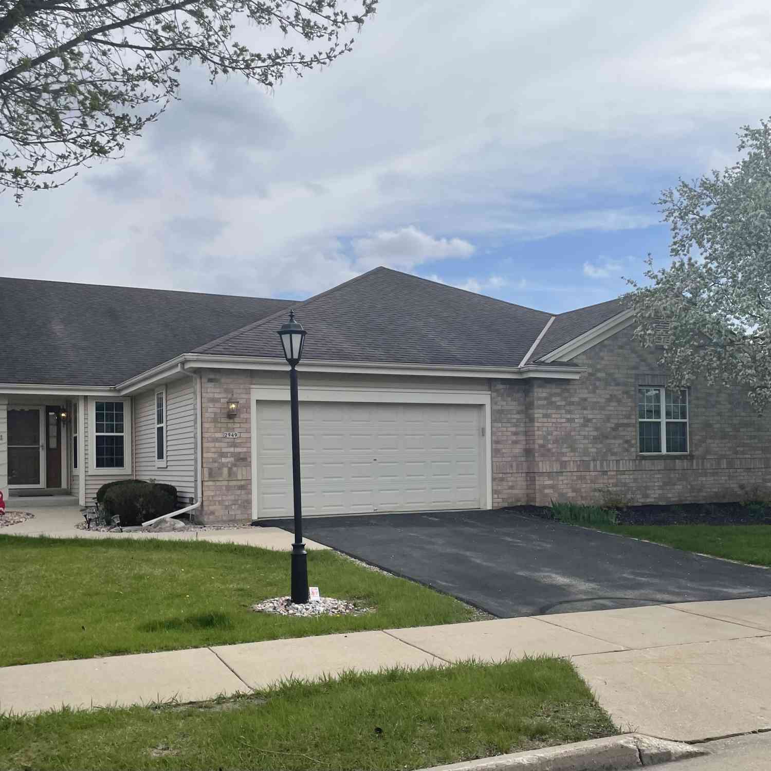 Condo For Sale - 2949 Clearwater<br/> Waukesha, WI 53189