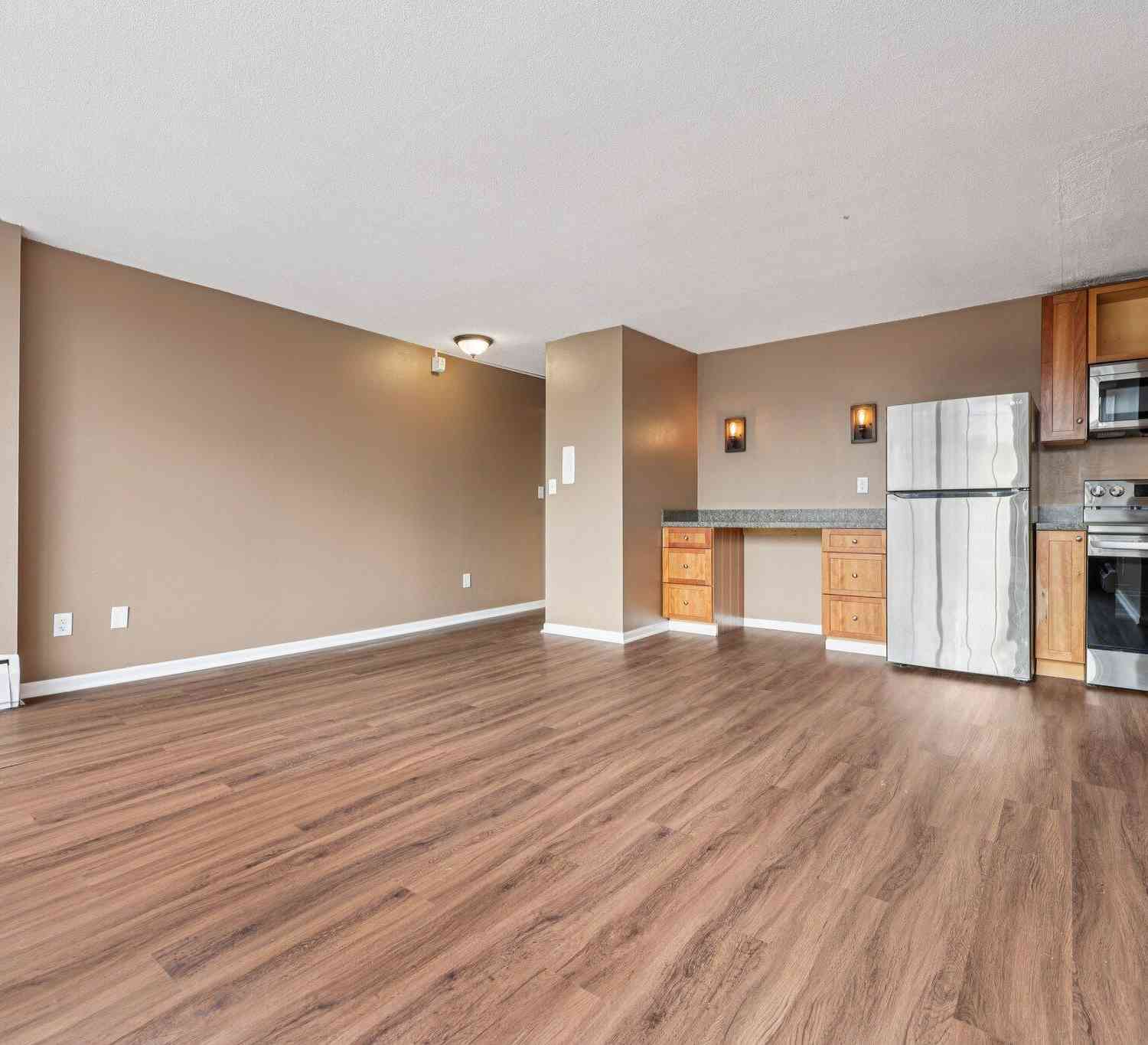 Condo For Sale - 1409 N Prospect #302<br/> Milwaukee, WI 53202