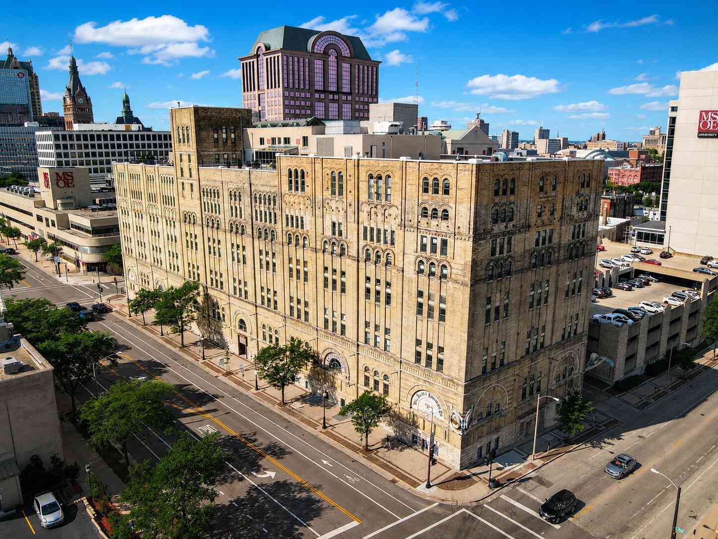Condo For Sale - 270 E Highland #916<br/> Milwaukee, WI 53202