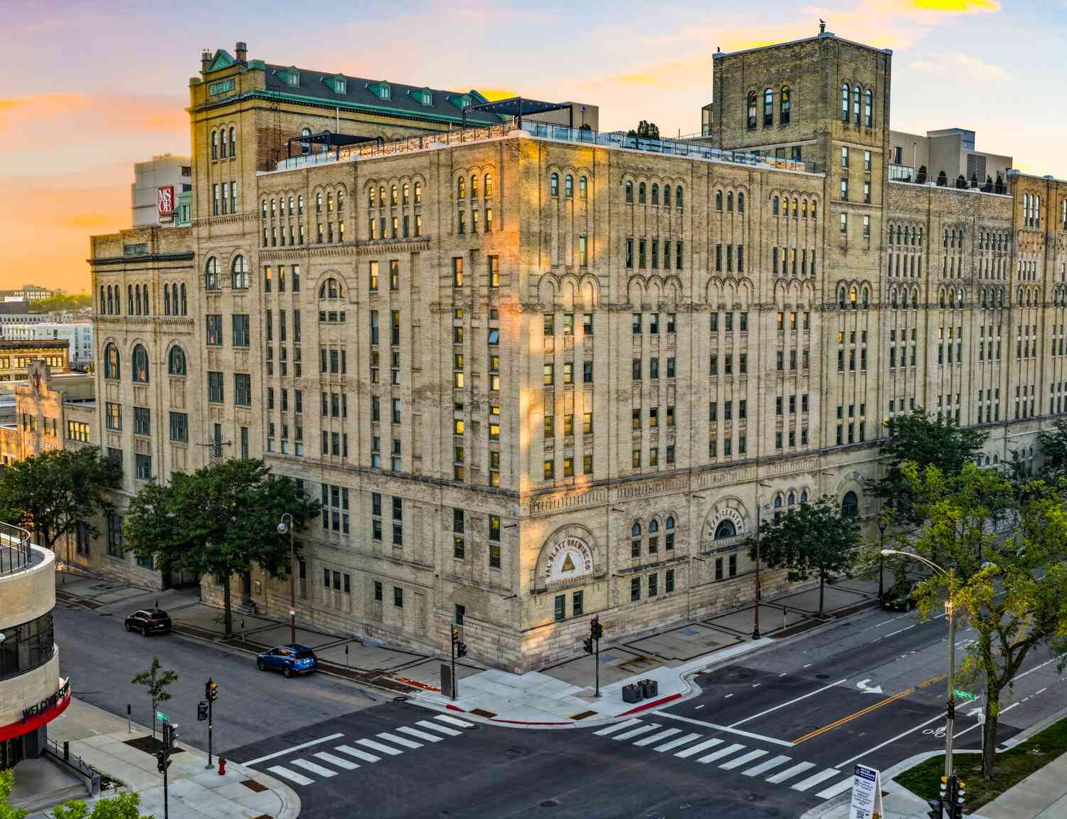Condo For Sale - 270 E Highland #847<br/> Milwaukee, WI 53202