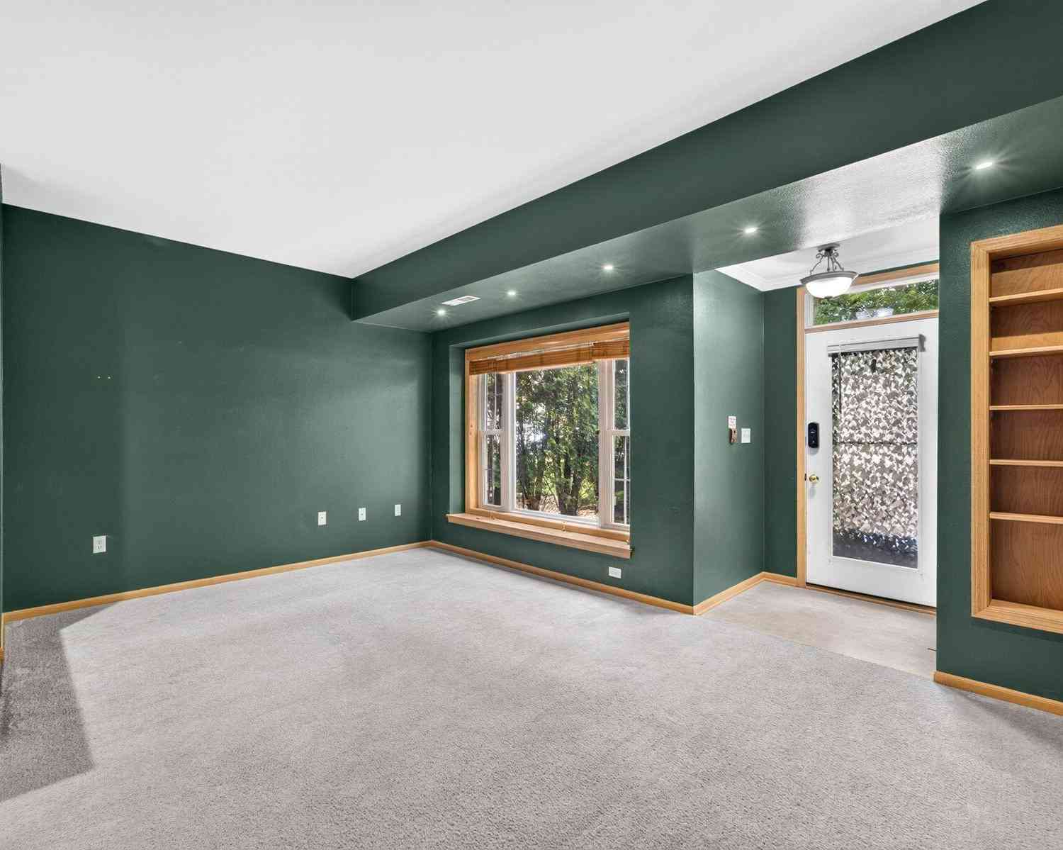Condo For Sale - 6195 Walnut #68<br/> Milwaukee County, Cudahy, WI 53110