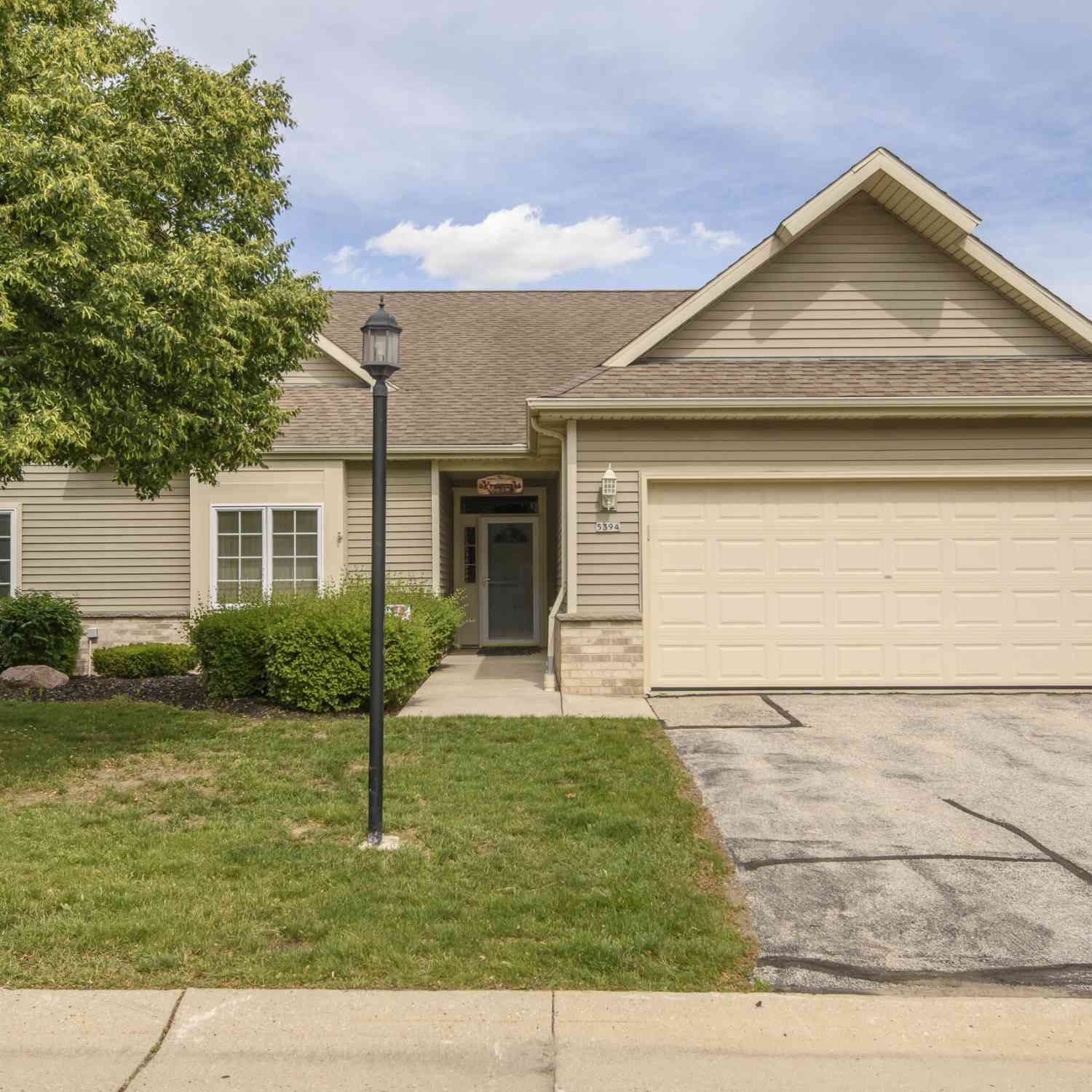 Condo For Sale - 5394 S Butterfield<br/> Greenfield, WI 53221