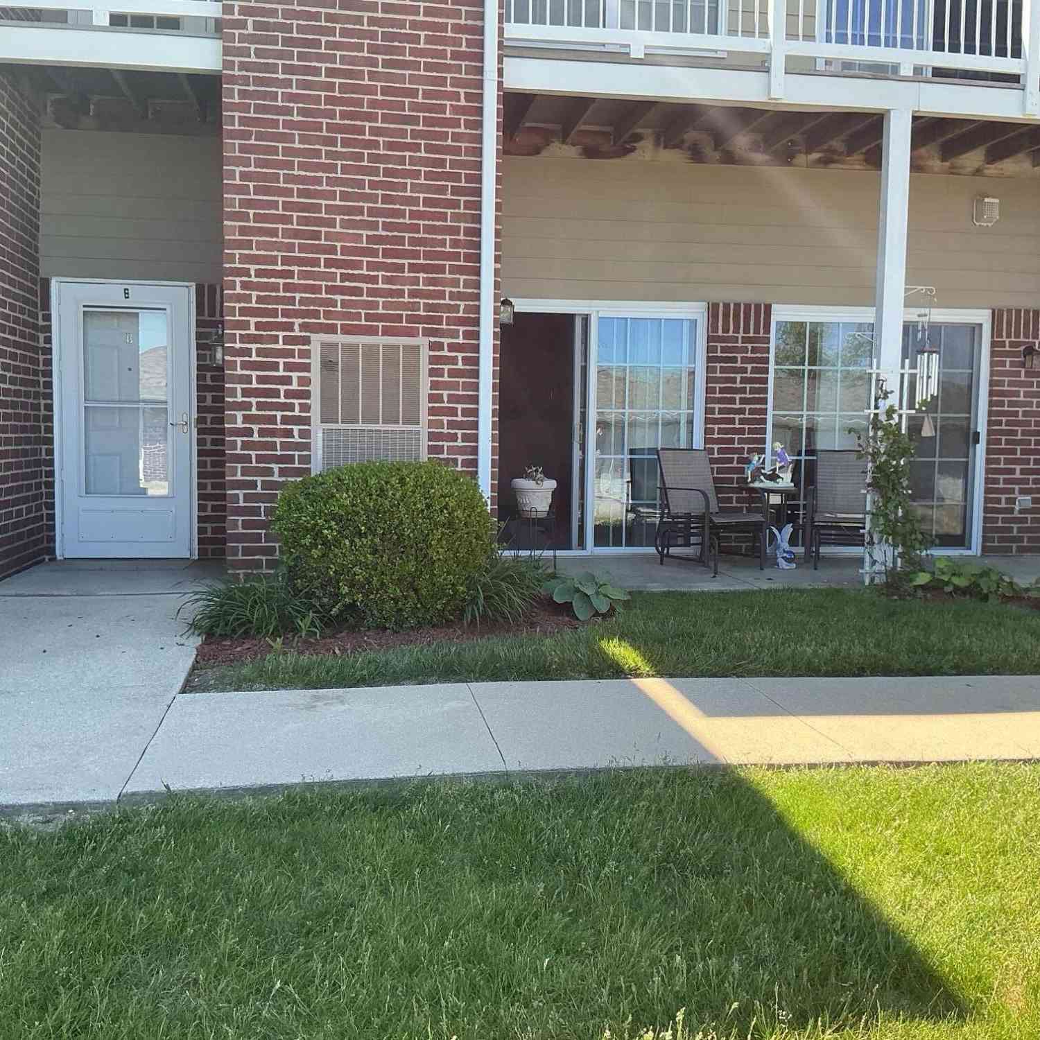Condo For Sale - 6846 102nd #B<br/> Pleasant Prairie, WI 53158