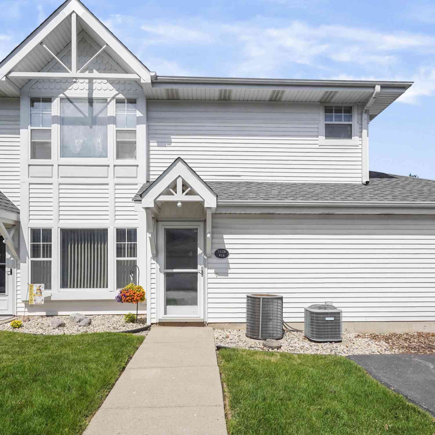 Condo For Sale - 3128 Wood #16<br/> Mount Pleasant, WI 53406