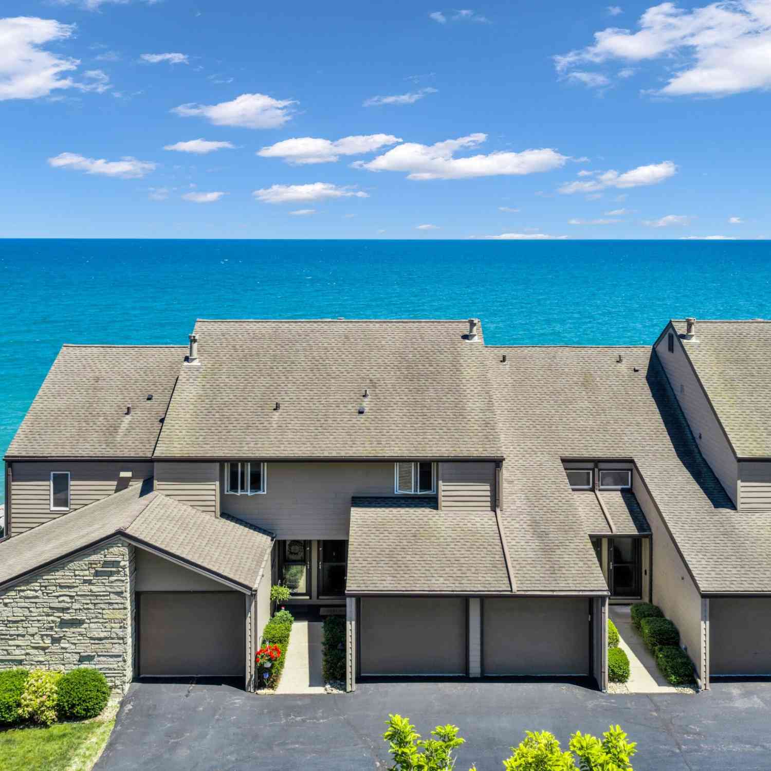 Condo For Sale - 141 S Lakeshore #C6<br/> Kenosha County, Somers, WI 53403