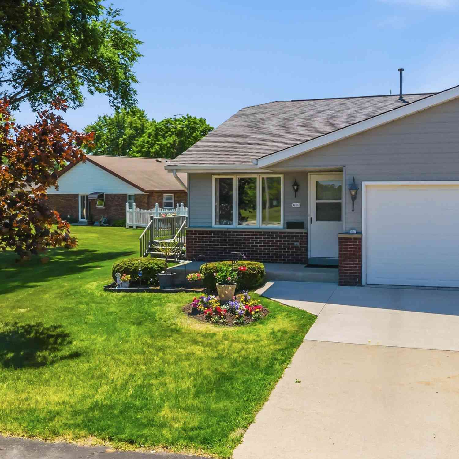 Condo For Sale - 410 N 12th<br/> Sheboygan County, Oostburg, WI 53070