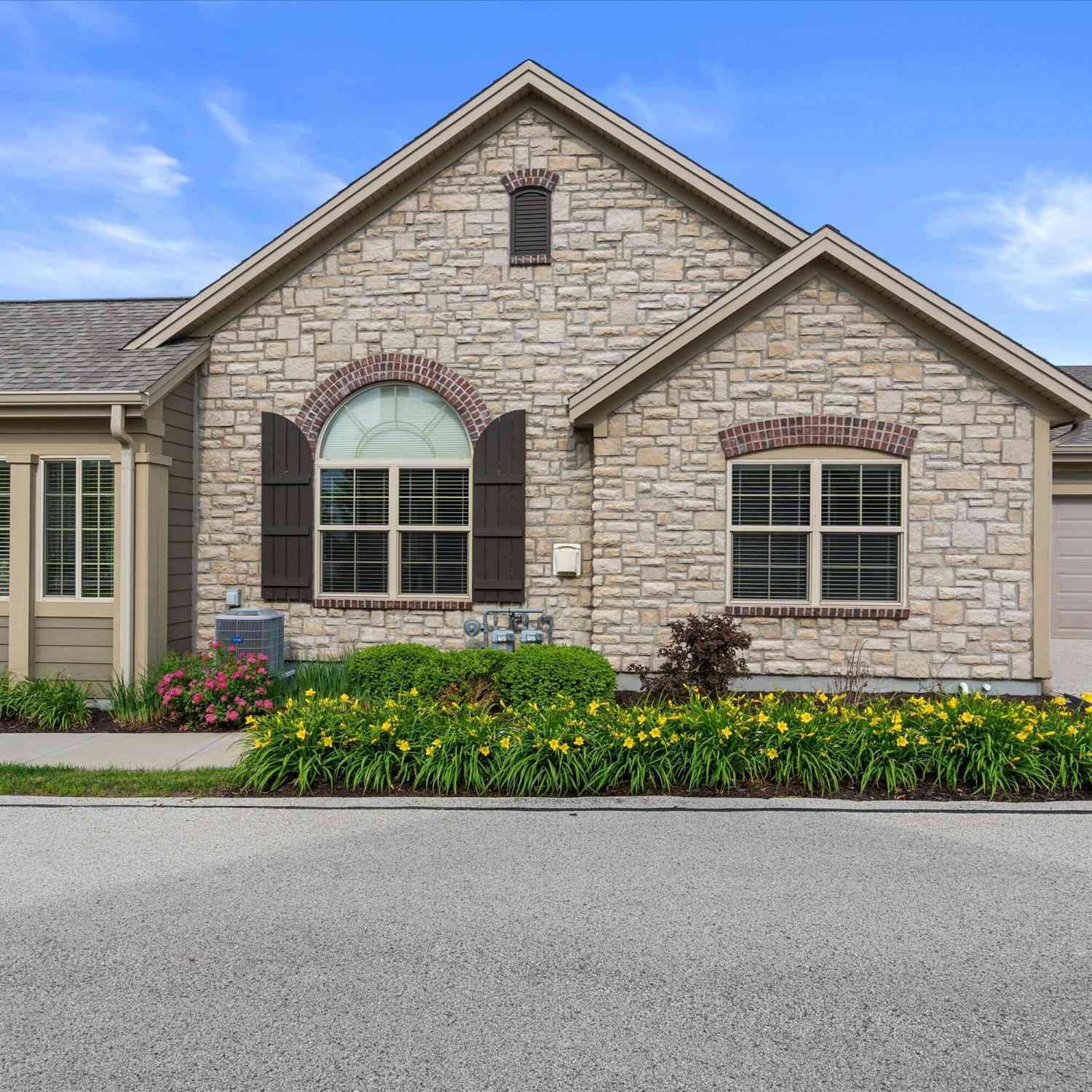 Condo For Sale - 1013 Ann Marie<br/> Oconomowoc, WI 53066