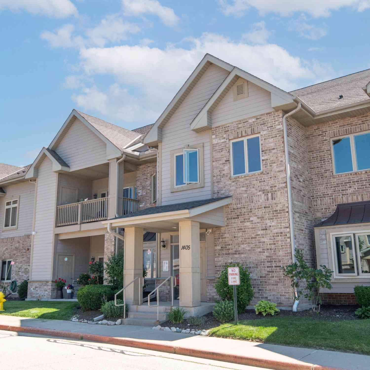 Condo For Sale - 1405 Gabriel #108<br/> Waukesha, WI 53188