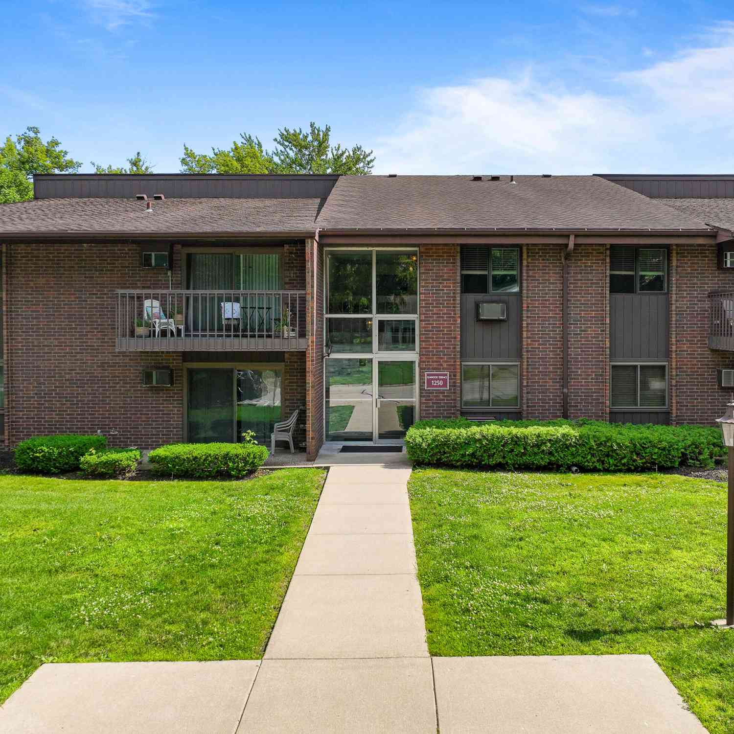 Condo For Sale - 1250 Wisconsin #209B<br/> Lake Geneva, WI 53147